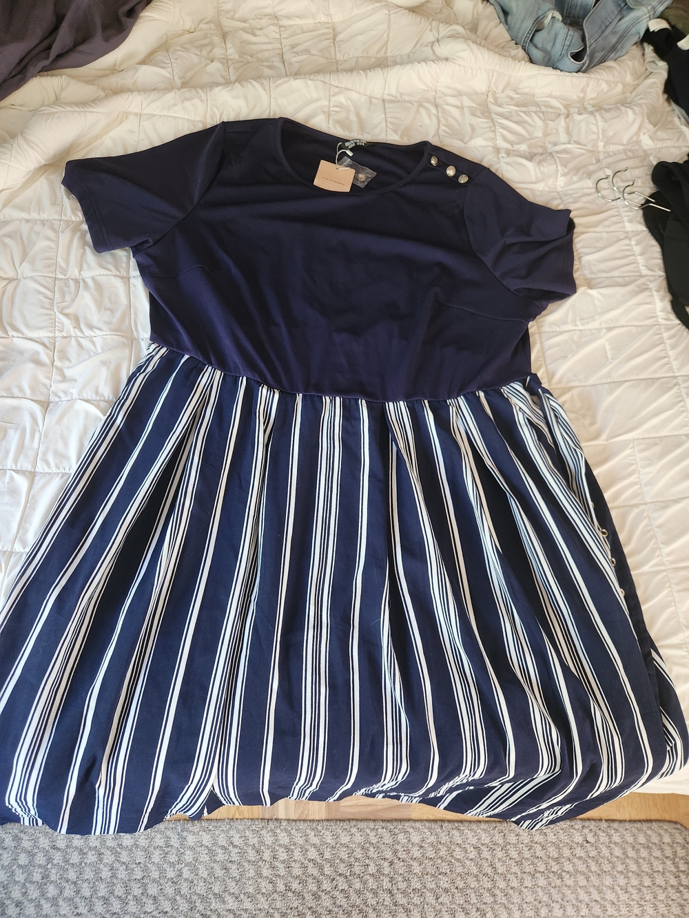 Striped Contrast Print Waist Cinched Midi Dress - NO BELT